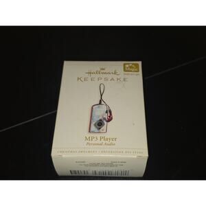 Hallmark Keepsake 2006 MP3 Player‎ Personal Audio Magic Sound Light Ornament
